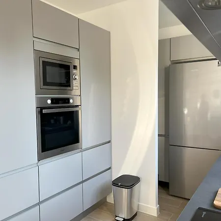 Holiday home Superbe Maison Loft 80 M2 Au Calme Avec Jardin Et Parking Prives Proche Paris La Vallee Village Fontenay-sous-Bois