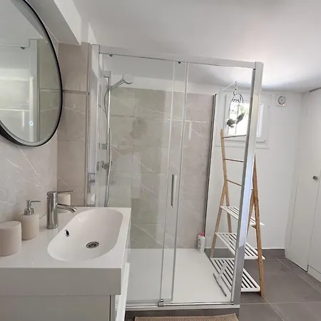 Holiday home Superbe Maison Loft 80 M2 Au Calme Avec Jardin Et Parking Prives Proche Paris La Vallee Village